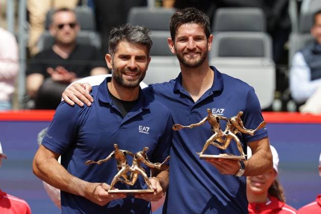 Sport Bilder des Tages GER, Hamburg, xFSx , ATP, Tennis Herren 500 , Herren Tennistunier Bitpanda Hamburg Open 2025, Finale ,Herren Doppel , 24.05.2025 Simone Bolelli (ITA) und Andrea Vavassori (ITA) die Sieger des Herren Doppel Copyright: HMBxMedia FernandoxSoares