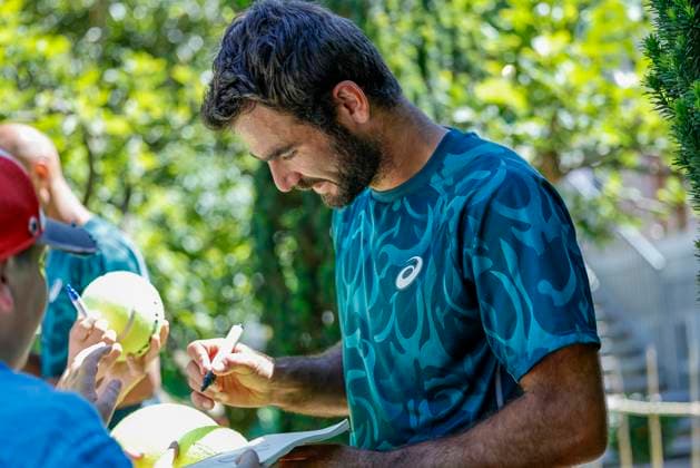 Fabien Reboul (FRA) bei den Fans , Schweiz, Tennis, Gonet Geneva Open ATP, Tennis Herren 250), Final Doppel,2025, Ariel Behar (URU) Joran Vliegen (BEL) vs. Sadio Doumbia (FRA) Fabien Reboul (FRA), 24.05.2025, Parc des Eaux-Vives, Genf, Schweiz Genf Parc des Eaux-Vives Genf Schweiz Copyright: xGrantxHubbsx