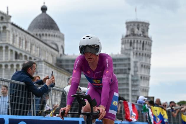 idl-Trek s Danish rider Mads Pedersen finishes the 10th stage during Stage 10 - Lucca-Pisa, Giro d Italia race in Pisa, Italy, May 20 2025  Copyright: xLisaxGuglielmi IPAxSportx xipa-agency.netx xx IPA_58175952 IPA_Agency_IPA58175952