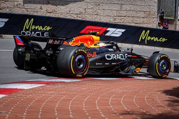 22, Yuki Tsunoda, JPN, Red Bull RB21, ORACLE RED BULL RACING  Copyright: xElisaxCeschel IPAxSportx xipa-agency.netx xx IPA_58176057 IPA_Agency_IPA58176057