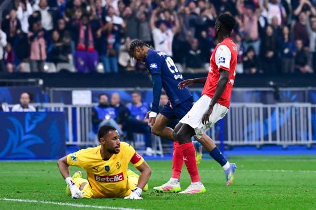 FOOTBALL : PSG vs Reims - Finale Coupe de France - 24 05 2025 Bradley Barcola ( 29 - PSG ) scores a goal during the French Cup Final match between Paris Saint Germain and Stade de Reims at Stade de France on May 24 , 2025 in Saint Denis, France. ( Photo by Dante Badano PsnewZ ) - Saint DenisFrance  Copyright: xx