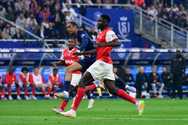 FOOTBALL : PSG vs Reims - Finale Coupe de France - 24 05 2025 Bradley Barcola ( 29 - PSG ) scores a goal during the French Cup Final match between Paris Saint Germain and Stade de Reims at Stade de France on May 24 , 2025 in Saint Denis, France. ( Photo by Dante Badano PsnewZ ) - Saint DenisFrance  Copyright: xx