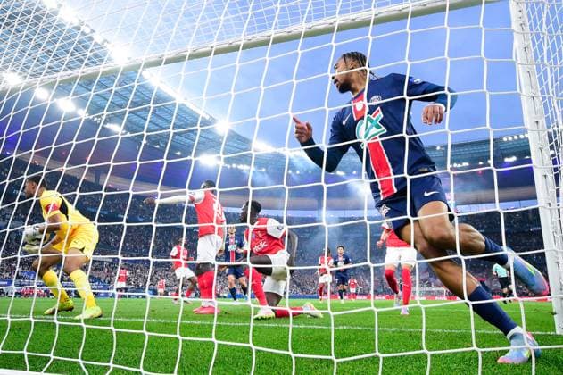 FOOTBALL : PSG vs Reims - Finale Coupe de France - 24 05 2025 Photo taken with a remote camera - Bradley Barcola ( 29 - PSG ) beats Yehvann Diouf ( 94 - Reims ) and scores a goal during the French Cup Final match between Paris Saint Germain and Stade de Reims at Stade de France on May 24 , 2025 in Saint Denis, France. ( Photo by Dante Badano PsnewZ ) - Saint DenisFrance  Copyright: xx