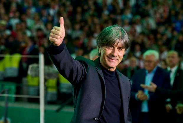Sport Themen der Woche KW21 Sport Bilder des Tages Joachim Jogi Löw, former DFB head coach, celebrate during the winners ceremony of the Final DFB-Pokal, German Football Trophy of the match between VFB STUTTGART - DSC ARMINIA BIELEFELD on May 24, 2025 in Berlin, Germany.