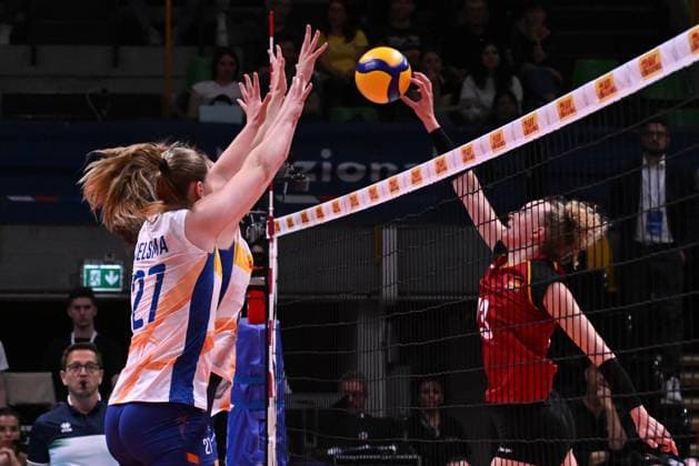 Block of Jelsma Yfke ( Holland ) during the match Germany vs Holland at Pala Panini Modena 24may2025 , AIA AeQuilibrium Cup Women Elite.  Copyright: xDuilioxDellaxLibera IPAxSportx xipa-agency.netx xx IPA_58188176 IPA_Agency_IPA58188176