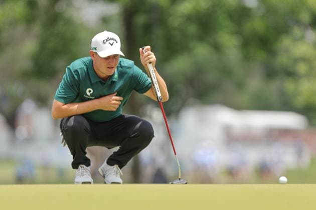 PGA, Golf Herren Golf 2025: Charles Schwab Challenge MAY 24 May 24, 2025: Emiliano Grillo sizes up his putt on the 10th hole during the third round of the Charles Schwab Challenge golf tournament at Colonial Country Club in Fort Worth, TX. Gray Siegel Cal Media (Credit Image: Â Gray Siegel Cal Sport Media) Fort Worth Texas United States of America EDITORIAL USE ONLY Copyright: xx ZUMA-20250524_zma_c04_388.jpg GrayxSiegelx csmphotothree385988