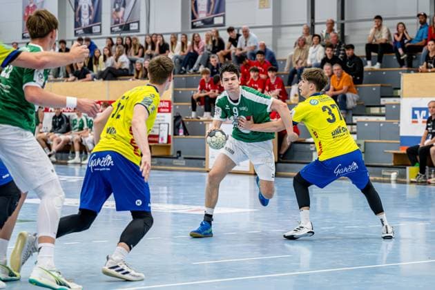 Jugendbundesliga A-Jugend männlich (Qualifikation); HSG Dutenhofen Münchholzhausen - HC Empor Rostock, 24.05.25 Joris van der Mei (HSG Dutenhofen Münchholzhausen, 9), Leonard Volk (HSG Dutenhofen Münchholzhausen, 22), Tom Bialek (HC Empor Rostock, 52), Philip Steinberg (HC Empor Rostock, 37) Jugendbundesliga A-Jugend männlich (Qualifikation); HSG Dutenhofen Münchholzhausen - HC Empor Rostock: Hüttenberg, 24.05.25