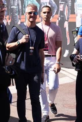 Formel 1 Grand Prix Monaco 2025 25.05.2025, Circuit de Monaco, Monte Carlo, Formel 1 Grand Prix Monaco 2025 ,im Bild Sky Deutschland Experte Ralf Schumacher mit Partner Etienne Bousquet-Cassagne.