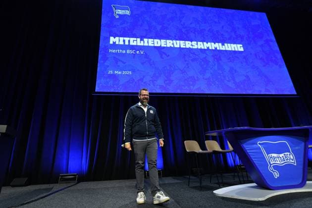 Fußball 2. Bundesliga Mitgliederversammlung des Hertha B.S.C. e. V. am 25.05.2025 in der Messe Berlin in Berlin Fabian Drescher ( Präsident Berlin )
