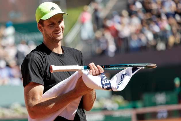 Hubert Hurkacz (POL) , Schweiz, Tennis, Gonet Geneva Open ATP, Tennis Herren 250), Final Doppel,2025, Ariel Behar (URU) Joran Vliegen (BEL) vs. Sadio Doumbia (FRA) Fabien Reboul (FRA), 24.05.2025, Parc des Eaux-Vives, Genf, Schweiz Genf Parc des Eaux-Vives Genf Schweiz Copyright: xGrantxHubbsx