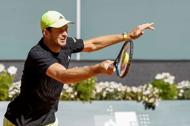 Hubert Hurkacz (POL) , Schweiz, Tennis, Gonet Geneva Open ATP, Tennis Herren 250), Final Doppel,2025, Ariel Behar (URU) Joran Vliegen (BEL) vs. Sadio Doumbia (FRA) Fabien Reboul (FRA), 24.05.2025, Parc des Eaux-Vives, Genf, Schweiz Genf Parc des Eaux-Vives Genf Schweiz Copyright: xGrantxHubbsx