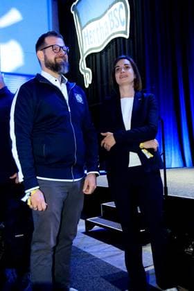 DEU, DFL, 2. FBL, Hertha BSC, Mitgliederversammlung, 25.05.2025, Messe Berlin, Berlin, DEU, DFL, 2. FBL, Hertha BSC, Mitgliederversammlung, im Bild Praesident Fabian Drescher (Hertha BSC Berlin), Anne Noske (Hertha BSC,Vize-Praesidentin) DFL - regulations prohibit any use of Photographs as image sequences and or quasi-video
