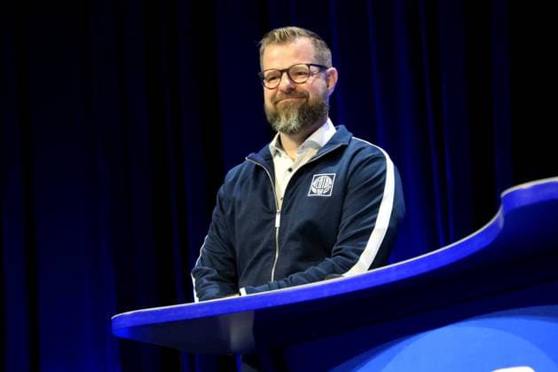 DEU, DFL, 2. FBL, Hertha BSC, Mitgliederversammlung, 25.05.2025, Messe Berlin, Berlin, DEU, DFL, 2. FBL, Hertha BSC, Mitgliederversammlung, im Bild Praesident Fabian Drescher (Hertha BSC Berlin) DFL - regulations prohibit any use of Photographs as image sequences and or quasi-video