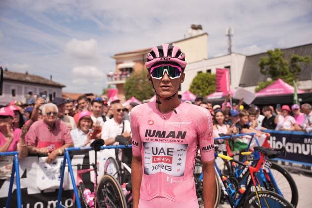 Pink jersey Isaac Del Toro at the stage 15 of the Giro d™Italia from Fiume Veneto to Asiago, Italy - Sunday, May 25, 2025. - cycling.  Copyright: xMarcoxAlpozzi LaPressex