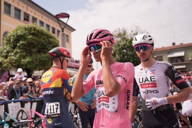 Pink jersey Isaac Del Toro at the stage 15 of the Giro d™Italia from Fiume Veneto to Asiago, Italy - Sunday, May 25, 2025. - cycling.  Copyright: xMarcoxAlpozzi LaPressex