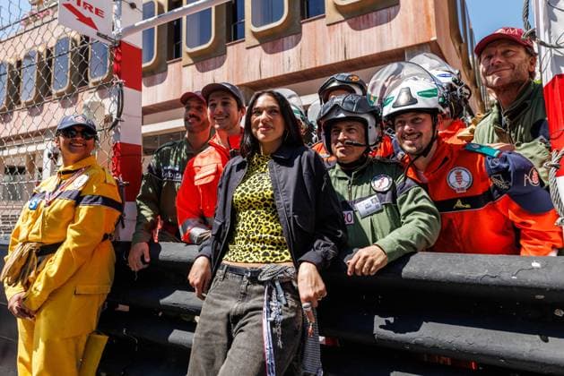 Sport Themen der Woche KW21 Sport Bilder des Tages Dua Lipa (Saengerin), Grosser Preis von Monaco, Motorsport, Formel 1, Saison 2025, 25.05.2025 Grosser Preis von Monaco, Motorsport, Formel 1, Saison 2025, 25.05.2025 Monte Carlo *** Dua Lipa Saengerin , Monaco Grand Prix, Motorsport, Formula 1, 2025 season, 25 05 2025 Monaco Grand Prix, Motorsport, Formula 1, 2025 season, 25 05 2025 Monte Carlo Copyright: xEibner-Pressefoto AlexanderxNeisx EP_ANS