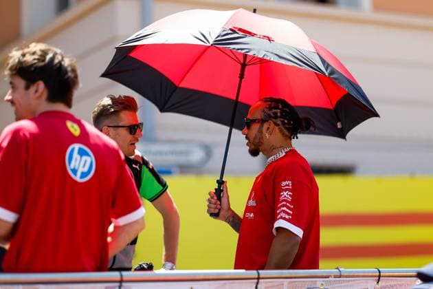 F1 - MONACO GRAND PRIX 2025 HAMILTON Lewis (gbr), Scuderia Ferrari SF-25, portraitduring the Drivers Parade during the Formula 1 Tag Heuer Grand Prix de Monaco, 8th round of the 2025 FIA Formula One World Championship, WM, Weltmeisterschaft from May 23 to 25, 2025 on the Circuit de Monaco, in Monte-Carlo, Monaco - Monte-CarloMonaco  Copyright: xJavierxJimenezx