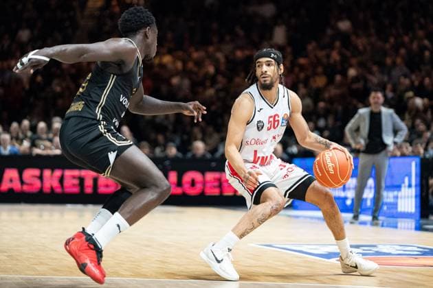 Sport Themen der Woche KW21 Jhivvan Jackson (Nr. 56 Wuerzburg Baskets) GER, Basketball Loewen Braunschweig gegen Baskets Wuerzburg, Basketball, easy credit BBL Playoff Viertelfinale 3, Spielzeit 2024 25, 25.05.2025 GER, Basketball Loewen Braunschweig gegen Baskets Wuerzburg, Basketball, easy credit BBL Playoff Viertelfinale 3, Spielzeit 2024 25, 25.05.2025 Braunschweig *** Jhivvan Jackson Nr 56 Wuerzburg Baskets GER, Basketball Loewen Braunschweig vs Baskets Wuerzburg, Basketball, easy credit BBL Playoff Quarterfinals 3, Season 2024 25, 25 05 2025 GER, Basketball Loewen Braunschweig vs Baskets Wuerzburg, Basketball, easy credit BBL Playoff Quarterfinals 3, Season 2024 25, 25 05 2025 Braunschweig Copyright: xEibner-Pressefoto DanielxREINELTx EP_DRT