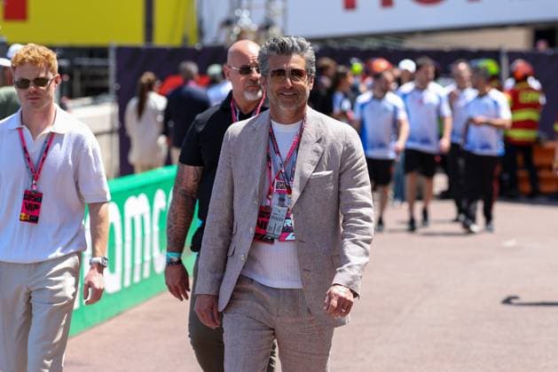 Schauspieler Patrick Dempsey in der Boxengasse, Rennen, Grosser Preis von Monaco, Motorsport, Herren, Formel 1, 25.05.2025 Monte Carlo Monaco MCO