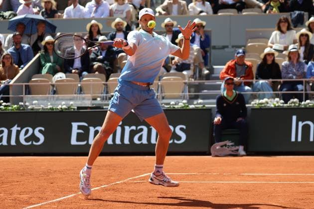 ROLAND GARROS 2025 Thierry Larret MAXPPP - PARIS (75) 25 05 2025 Thierry Larret Maxppp. Tennis. Roland Garros 2025. Internationaux de France de tennis. Stade Roland Garros, Paris (75). Le 25 mai. Court Phillipe Chatrier : Lorenzo MUSETTI (ITA) vs Yannick HANFMANN (GER) - Tennis. Roland Garros 2025. French Open tennis tournament. Roland Garros Stadium, Paris (75) PARIS (75) STADE ROLAND GARROS PARIS ILE DE FRANCE FRANCE  Copyright: xMAXPPPxThierryxLarretx TLR202505256026 TLR202505256026