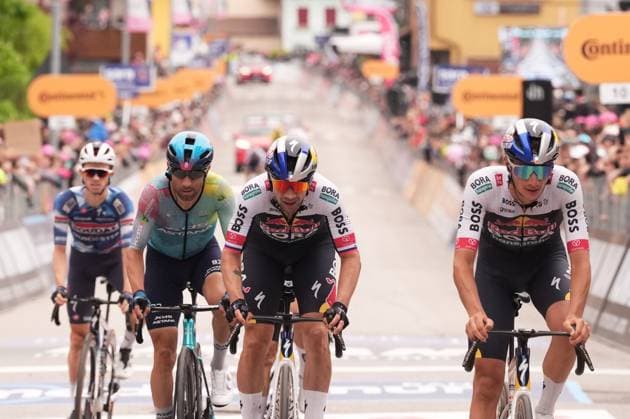 Roglic Primoz of Red Bull - Bora - Hansgrohe during the stage 15 of the Giro d™Italia from Fiume Veneto to Asiago, Italy - Sunday, May 25, 2025. - cycling.  Copyright: xMassimoxPaolone LaPressex