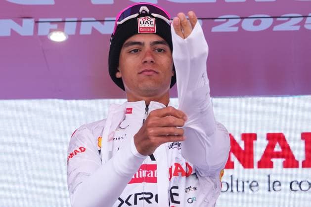 Isaac Del Toro (UAE Team Emirates XRG) with the White jersey during the stage 15 of the Giro d™Italia from Fiume Veneto to Asiago, Italy - Sunday, May 25, 2025. - cycling.  Copyright: xGianxMattiaxD Alberto LaPressex