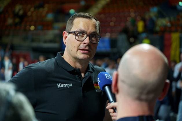 Volleyball Laenderspiel Maenner, Deutschland vs. Italien, 25.05.2025 Thomas Ranner (GER, Chef-Trainer) im Interview beim BR nach dem Spiel gegen Italien Volleyball Laenderspiel Maenner, Deutschland vs. Italien, 25.05.2025, BMW Park, Muenchen. Copyright: xBEAUTIFULxSPORTSx Pajonkx