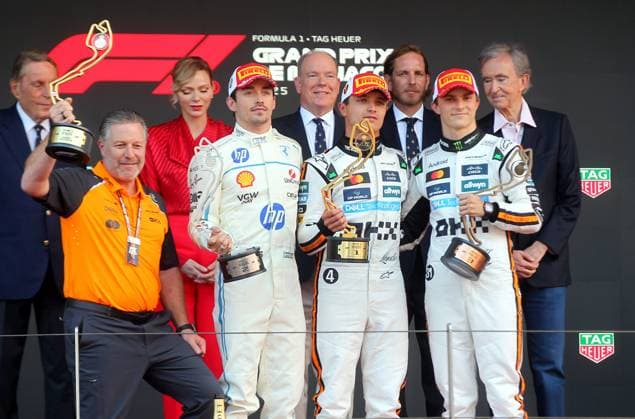 GP MONACO PODIUM FI PHOTOPQR NICE MATIN Jean François Ottonello ; Monaco ; 25 05 2025 ; 82e Grand Prix de Monaco 2025 - Formule 1 Course - Podium - Zak Brown, directeur McLaren, la princesse charlene, charles leclerc 2e, le prince Albert II, Lando Norris 1er, Andrea Casiraghi, Oscar Piastri 3e et Bernard Arnault - F1 Grand Prix Of Monaco Monaco France  Copyright: xPHOTOPQR NICExMATIN MAXPPPxJeanxFrançoisxOttonellox 20250525NIM6681 monaco 20250525NIM6681
