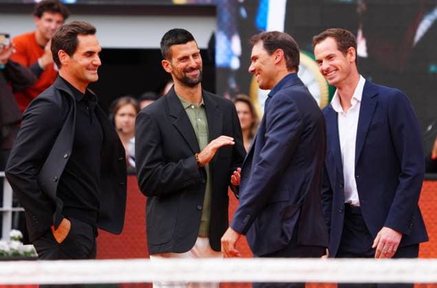 Tennis, French Open, Rafael Nadal wird mit Abschiedszeremonie geehrt Rafa Nadal is honoured in a farewell ceremony on Philippe Chatrier Court and is joined by Roger Federer, Novak Djokovic and Andy Murray French Open Tennis, Day One, Tennis, Roland Garros, Paris, France - 25 May 2025 EDITORIAL USE ONLY No use with unauthorised audio, video, data, fixture lists, club league logos or live services. Online in-match use limited to 120 images, no video emulation. No use in betting, games or single club league player publications.  Copyright: xJavierxGarcia Shutterstockx 15314618cy