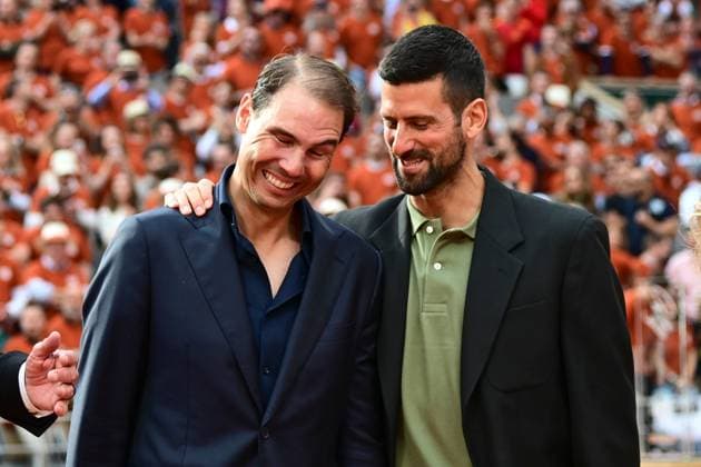 TENNIS : Hommage a Rafael Nadal - Roland Garros 2025 - 25 05 2025 Novak Djokovic ( Serbia ) during the tribute to Rafael Nadal during the 2025 French Open at Roland Garros on May 25, 2025 in Paris, France. ( Photo Dante Badano PSNewz ) - ParisFrance  Copyright: xx