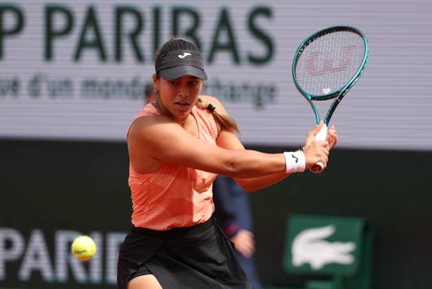 ROLAND GARROS 2025 Thierry Larret MAXPPP - PARIS (75) 26 05 2025 Thierry Larret Maxppp. Tennis. Roland Garros 2025. Internationaux de France de tennis. Stade Roland Garros, Paris (75). Le 26 mai. Court Suzanne Lenglen : Jessica BOUZAS MANEIRO (ESP) vs Emma NAVARRO (USA) PARIS (75) STADE ROLAND GARROS PARIS ILE DE FRANCE FRANCE  Copyright: xMAXPPPxThierryxLarretx TLR202505267572 TLR202505267572