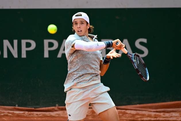 TENNIS : Roland Garros 2025 - Internationaux de France - 26 05 2025 Arthur Cazaux ( France ) during the 2025 French Open at Roland Garros on May 26, 2025 in Paris, France. ( Photo Dante Badano PSNewz ) - ParisFrance  Copyright: xx