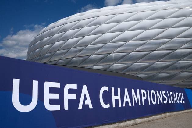 24.05.2025, Champions League Munich Arena, Muenchen, Fussball, im Bild: Allianz Arena ohne Allianz Logo fuer die Champions League Finale vorbereitet