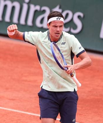 Daniel Altmaier (GER) macht die Faust und jubelt, Jubel, Freude, Emotion Tennis - French Open 2025 - Roland Garros - Paris - - France - 26 May 2025. Copyright: xJuergenxHasenkopfx