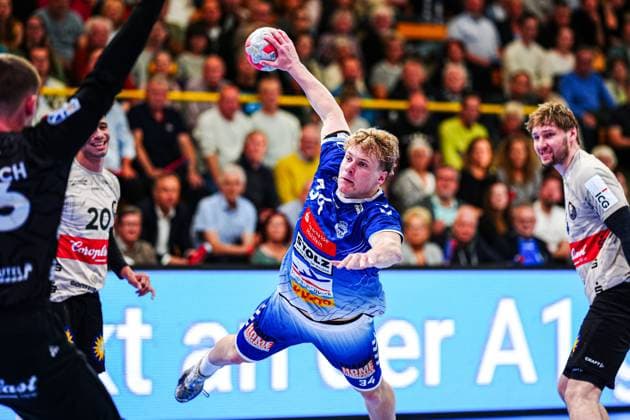 Wurf Tor Thore Kjell Heinemann (VfL Luebeck-Schwartau, 34) GER, VfL Luebeck-Schwartau vs. Bergischer HC, Handball, 2. Bundesliga, Spieltag 32, Saison 2024 2025, 26.05.2025 GER, VfL Luebeck-Schwartau vs. Bergischer HC, Handball, 2. Bundesliga, Spieltag 32, Saison 2024 2025, 26.05.2025 Luebeck