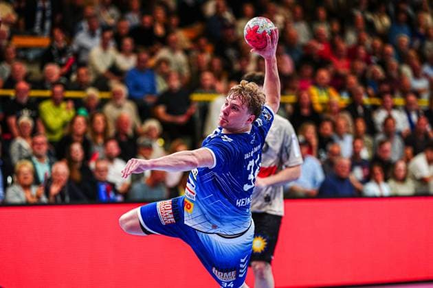 Wurf Tor Thore Kjell Heinemann (VfL Luebeck-Schwartau, 34) GER, VfL Luebeck-Schwartau vs. Bergischer HC, Handball, 2. Bundesliga, Spieltag 32, Saison 2024 2025, 26.05.2025 GER, VfL Luebeck-Schwartau vs. Bergischer HC, Handball, 2. Bundesliga, Spieltag 32, Saison 2024 2025, 26.05.2025 Luebeck