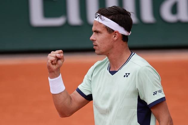 Paris 26.05.2025 xABx Tennis French Open 2025 Roland-Garros, Daniel Altmaier GER - Taylor Fritz USA v.l., Daniel Altmaier GER macht einen eine Faust, Siegerfaust, jubelt Copyright: HMBxMedia AntonioxBorga