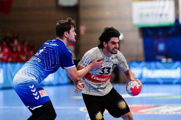 Rasmus Willette Houmoeller (VfL Luebeck-Schwartau, 06), Eloy Morante Maldonado (Bergischer HC, 33) GER, VfL Luebeck-Schwartau vs. Bergischer HC, Handball, 2. Bundesliga, Spieltag 32, Saison 2024 2025, 26.05.2025 GER, VfL Luebeck-Schwartau vs. Bergischer HC, Handball, 2. Bundesliga, Spieltag 32, Saison 2024 2025, 26.05.2025 Luebeck