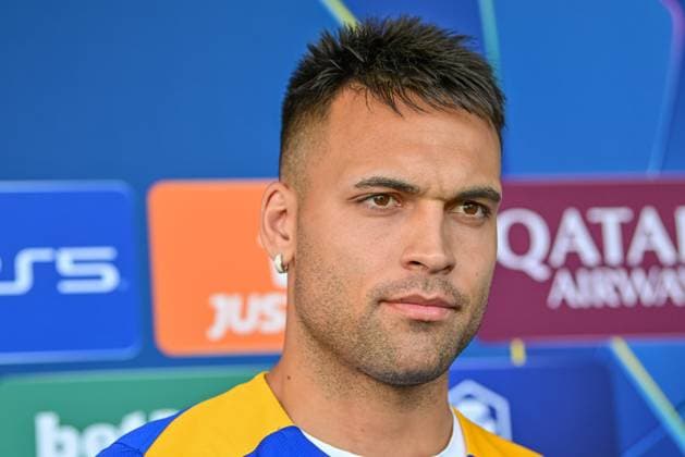 Lautaro Martinez seen during the Inter Media Day during Inter Champions League Media Day, UEFA Champions League football match in Appiano Gentile, Italy, May 26 2025  Copyright: xTommasoxFimiano IPAxSportx xipa-agency.netx xx IPA_58286559 IPA_Agency_IPA58286559