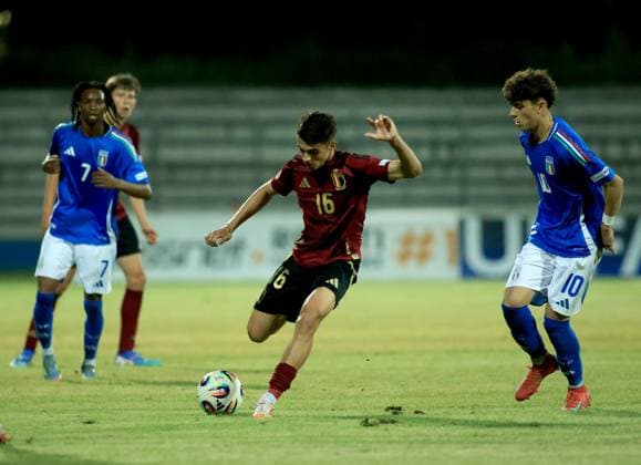 Belgium vs Italy during the UEFA European Under-17 Championship 2024 25 Group B, in Durres, Albania on May 26, 2025. Naim Amengai of Belgium controls the ball during the UEFA European Under-17 Championship 2024 25 Group B football match Belgium vs Italy at the Niko Dovana stadium in Durres, Albania, on May 26, 2025. DURRES ALBANIA Copyright: xADNANxBECIx