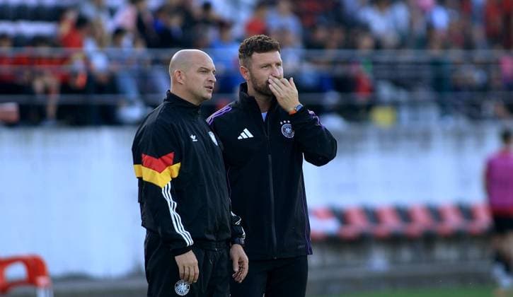 22.05.2025 Elbasan Albania-Germany U-17 U17, U 17 Under-17 European Championship, EM, Europameisterschaft men s football Mark-Patrick Meister(L) Germany U17 head coach,Shkodran Mustafi (R)Assistenztrainer assistant coach :