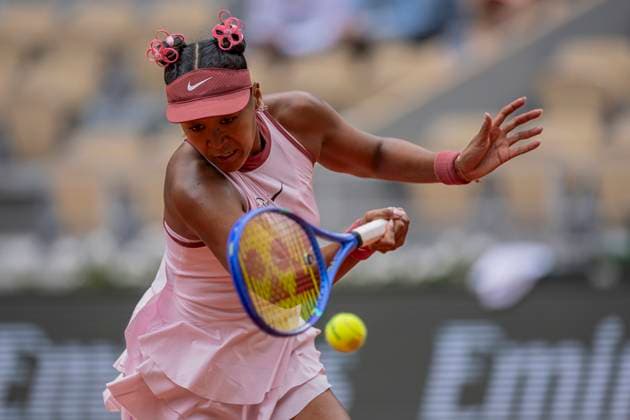 2025 French Open - Day Two Naomi Osaka returns the ball against Paula Badosa at the Roland Garros Grand Slam Tournament on Day 02 in Paris, France, on May 26, 2025. Paris France  Copyright: xRobertxSzaniszlox originalFilename:szaniszlo-notitle250526_npT9k.jpg