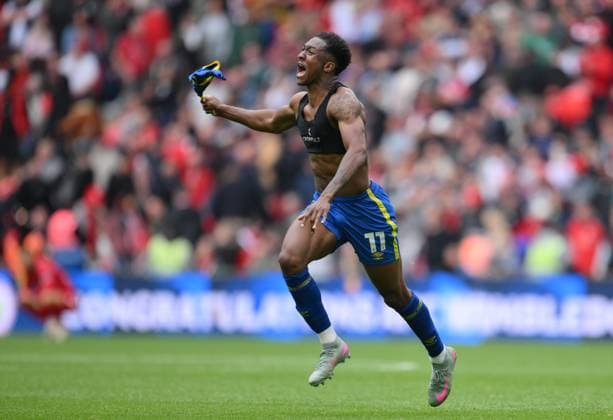Football - 2024 2025 EFL Sky Bet League Two - Play-Offs - Final - AFC Wimbledon vs Walsall - Wembley Stadium - Monday 26th May 2025. AFC Wimbledon s Josh Neufville celebrates at the final whistle. COLORSPORT Ashley Western 