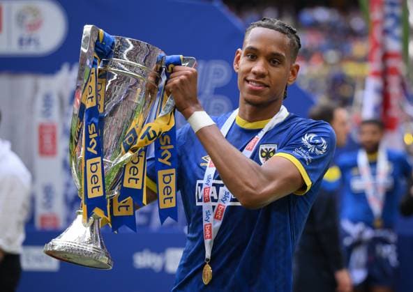 Football - 2024 2025 EFL Sky Bet League Two - Play-Offs - Final - AFC Wimbledon vs Walsall - Wembley Stadium - Monday 26th May 2025. AFC Wimbledon s Alistair Smith. COLORSPORT Ashley Western 