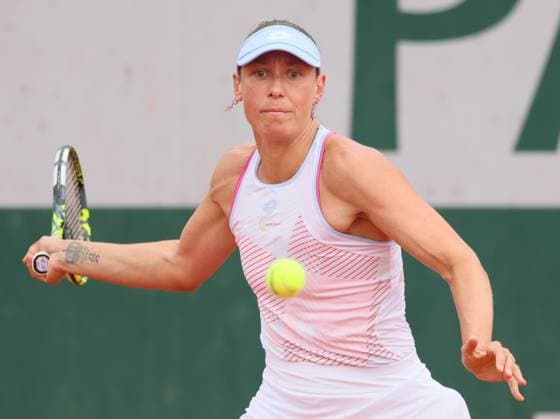 Sport Bilder des Tages Belgian Yanina Wickmayer pictured in action during a match between Belgian Wickmayer and Belarusian Azarenka in the first round of the Women s Singles at the Roland Garros French Open tennis tournament, in Paris, France, Tuesday 27 May 2025. This year s tournament takes place from 25 May to 08 June. BENOITxDOPPAGNE  x125461789x