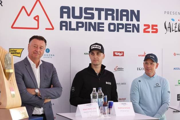 GOLF - Austrian Alpine Open HENNDORF,AUSTRIA,27.MAY.25 - GOLF - DP World Tour, Austrian Alpine Open, press conference, PK, Pressekonferenz Image shows Edwin Weindorfer (CEO Golf Enterprises), Matthias Schwab (AUT) and Luke Donald (GBR).  GEPAxpictures xMathiasxMandl