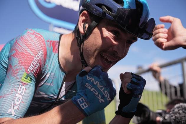 Scaroni Christian of Xds Astana Team winner of the stage with Fortunato Lorenzo of Xds Astana Team azure jersey during the stage 16 of the Giro d™Italia from Piazzola sul Brenta to San Valentino (Brentonico), Italy - Tuesday, May 27, 2025. - cycling.  Copyright: xMarcoxAlpozzi LaPressex