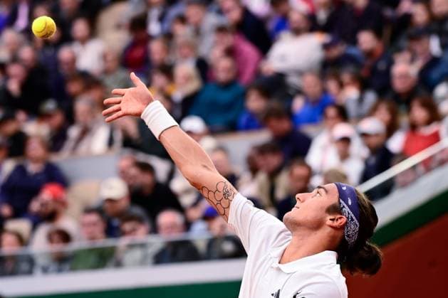 TENNIS : Roland Garros 2025 - Internationaux de France - 27 05 2025 Mattia Bellucci ( Italy ) serves during the 2025 French Open at Roland Garros on May 27, 2025 in Paris, France. ( Photo Dante Badano PSNewz ) - ParisFrance  Copyright: xx