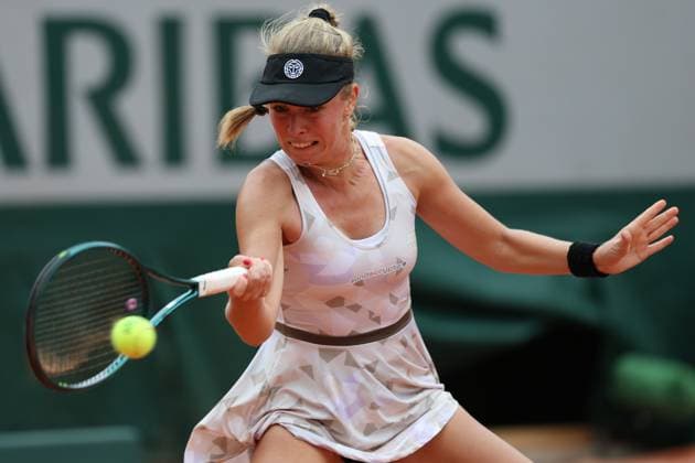 May 27, 2025, Paris, Celestynow, France: MAGDALENA FRECH of Poland during the match against Ons Jabeur of Tunisia of French Open 2025 at Roland Garros in Paris. Paris France - ZUMAc278 20250527_zsp_c278_025 Copyright: xMarcinxCholewinskix