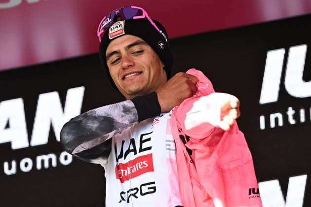 May 27, 2025, San Valentino, ITALY: Mexican rider Isaac Del Toro Romero of Uae Team Emirates Xrg retaining the overall leader s pink jersey, poses on the podium after the 16th stage of the 108 Giro d Italia 2025, cycling race over 203 km from Piazzola sul Brenta to San Valentino, 27 May 2025. ANSA LUCA ZENNARO. Giro D Italia Cycling Tour - Stage 16  - ZUMAa110 20250527_zaf_a110_024 Copyright: xLucaxZennarox